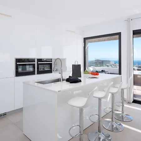 Karat Atico Siam Skies Appartement *